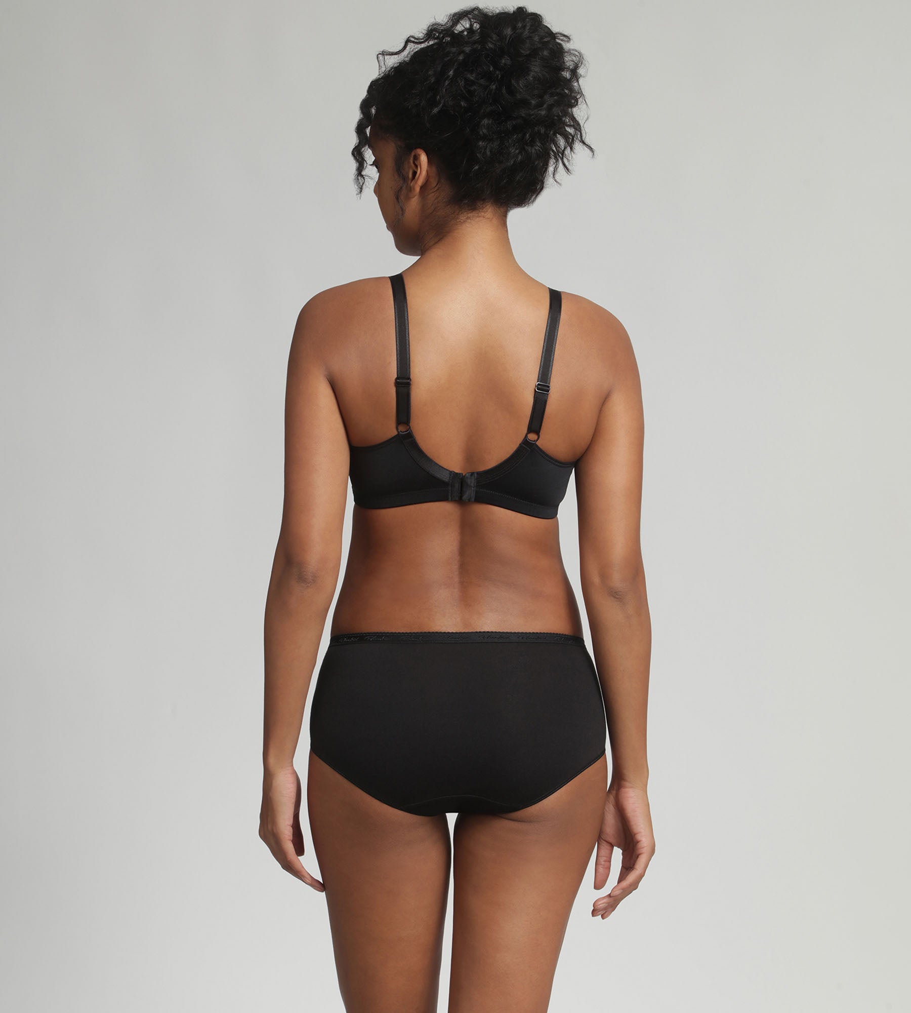 Playtex® Non-wired bra in black Basic Micro Support