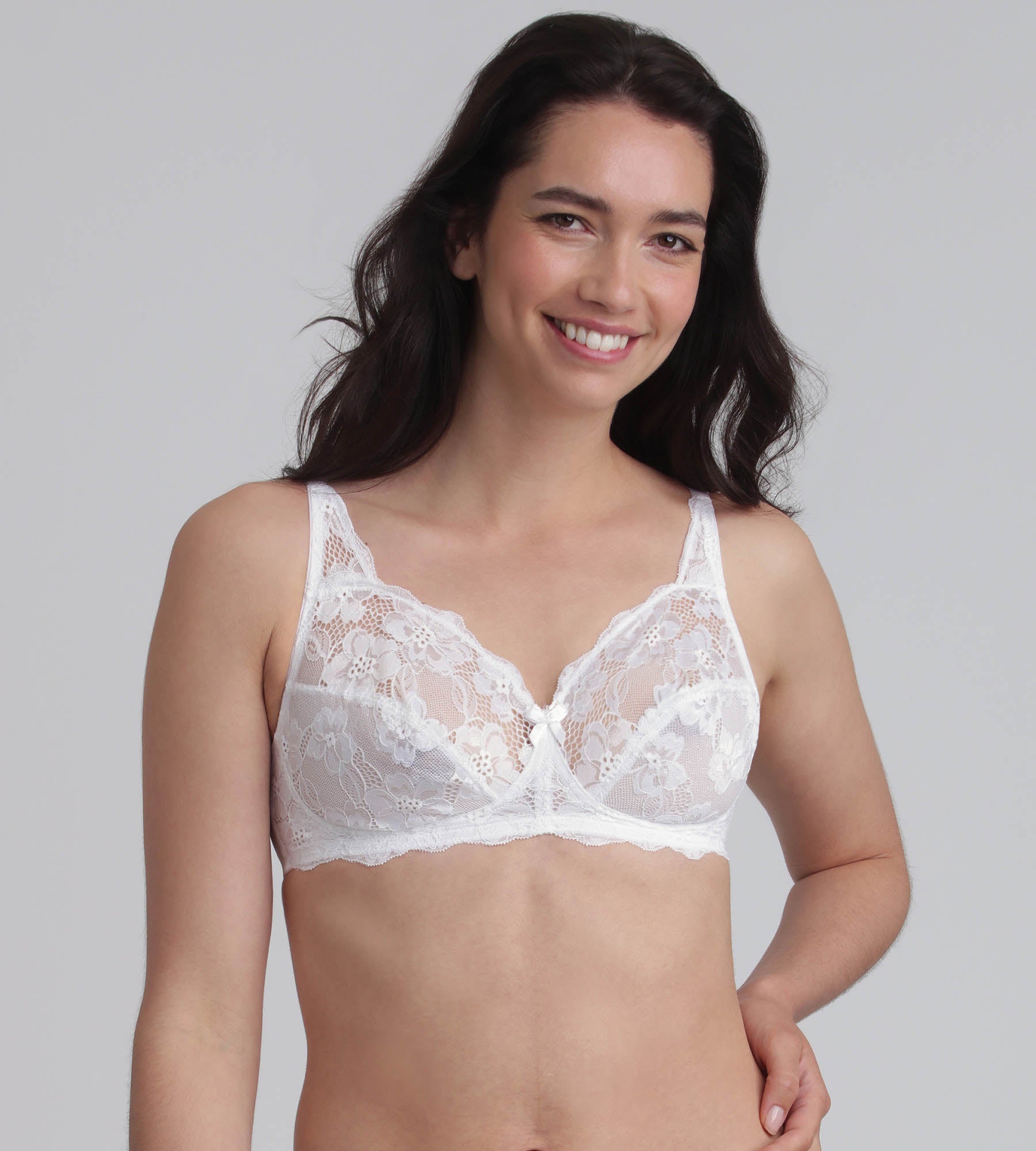 Playtex® Non-wired bra in white Essential Elegance