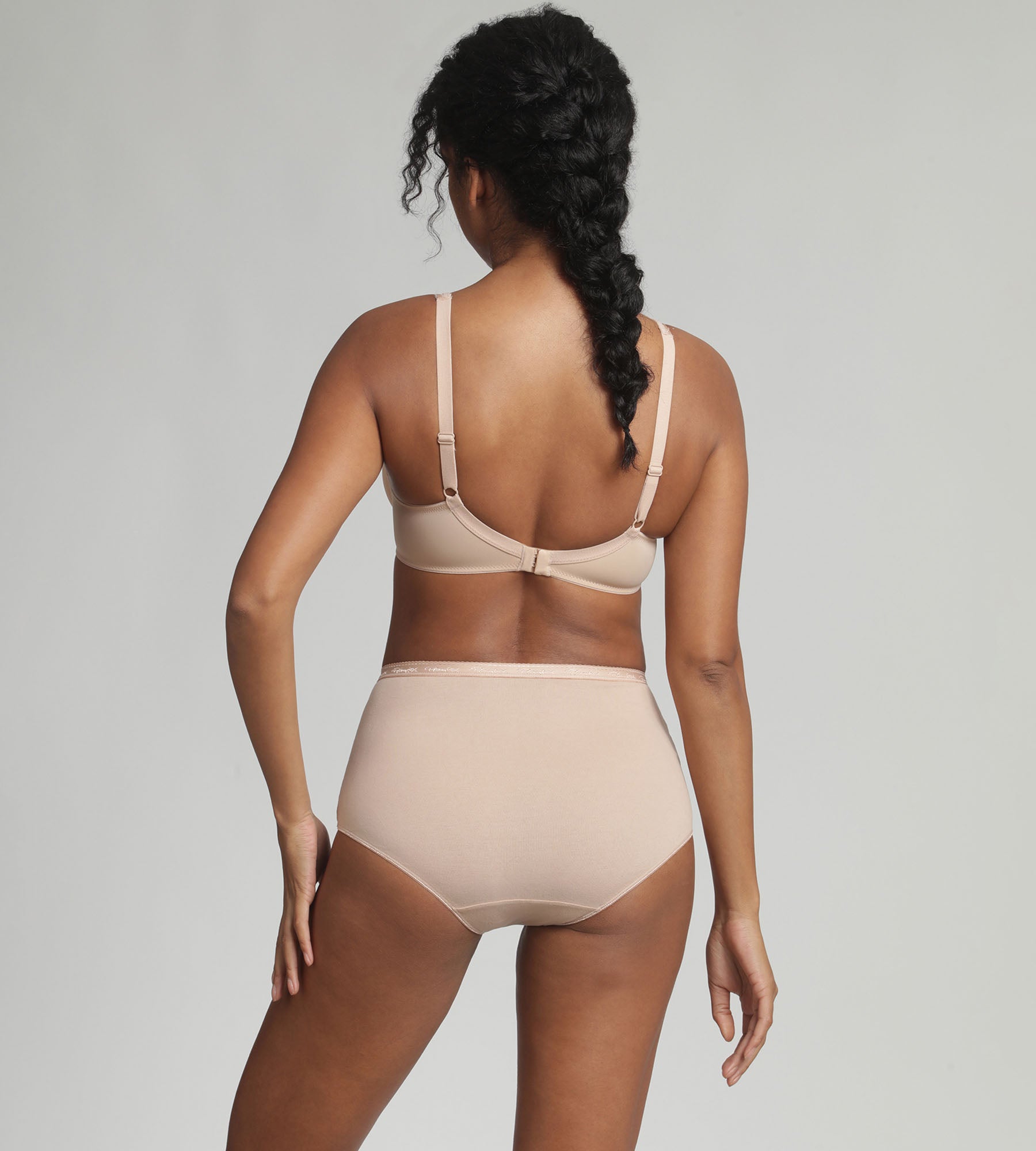 Playtex® Underwired bra in beige Essential Support