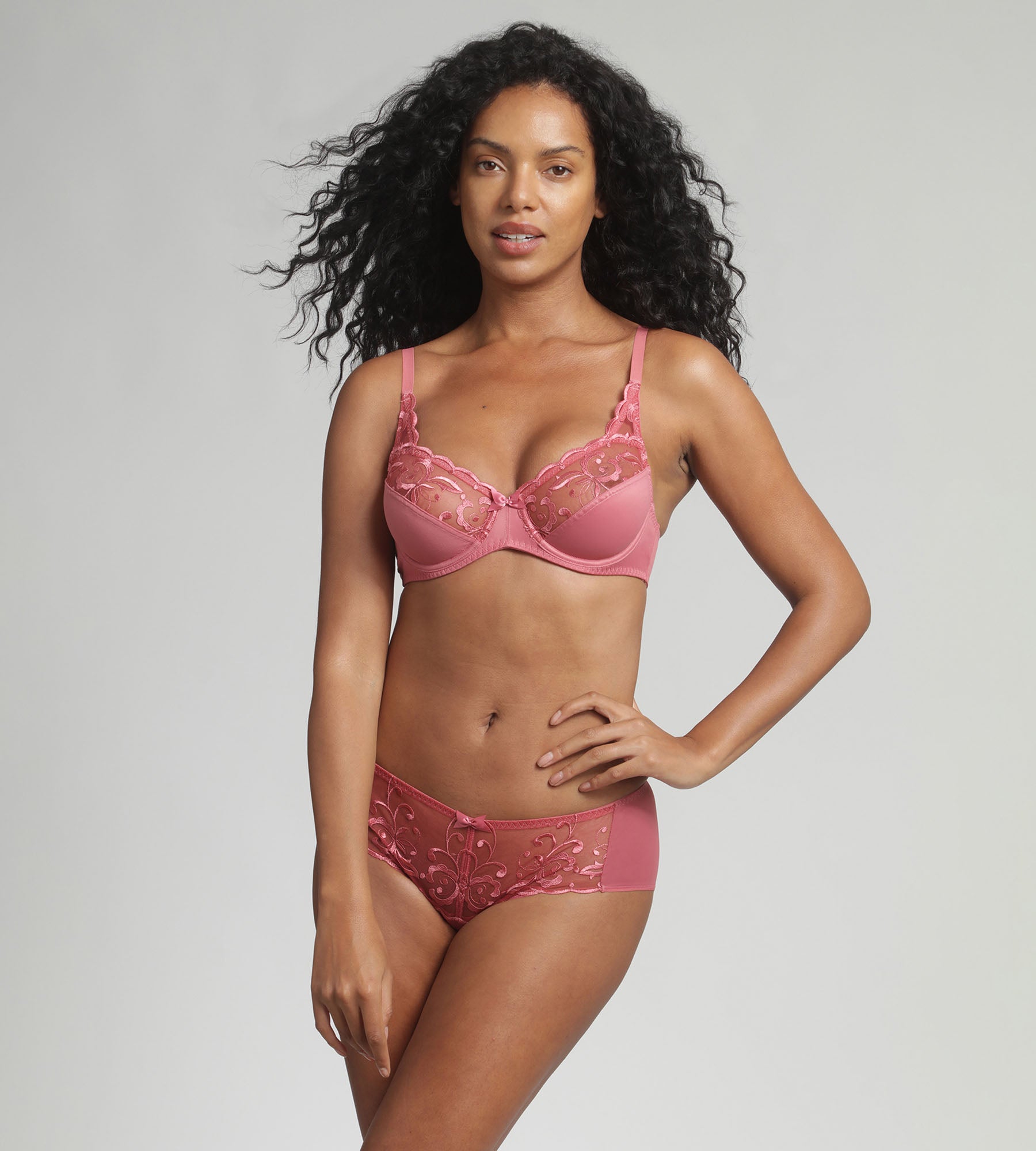 Playtex® Midi knickers in pink lady Essential Elegance Embroidery