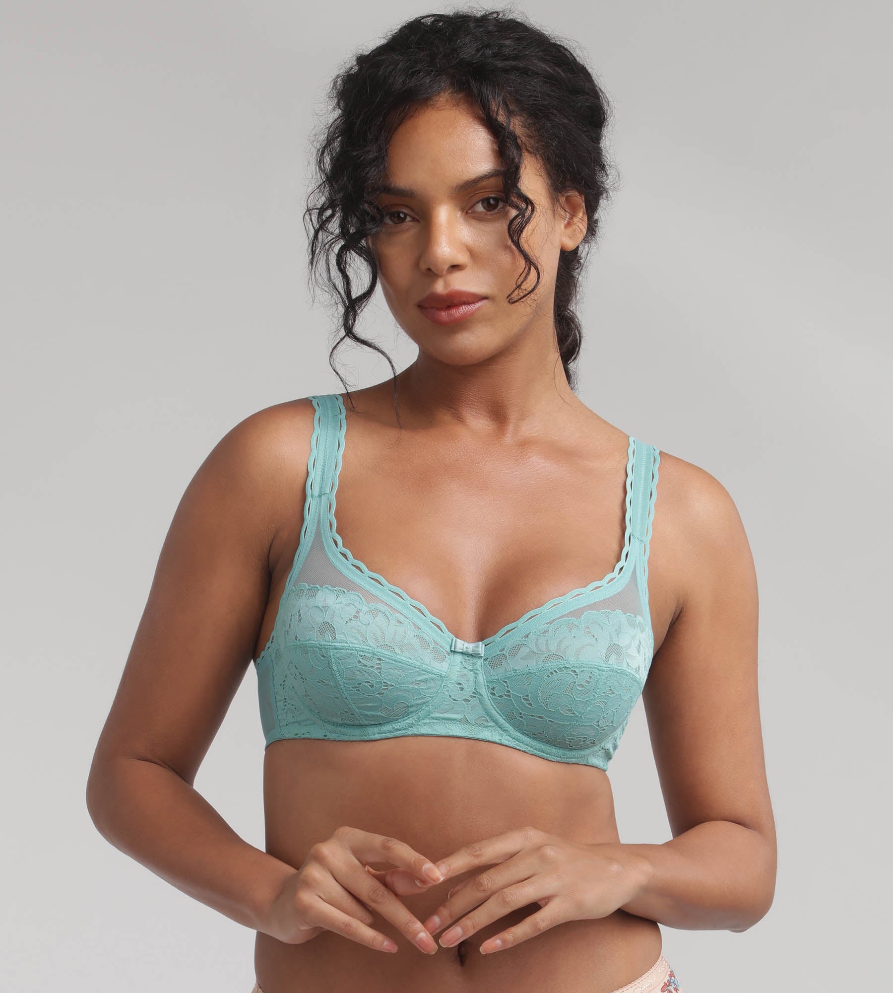 Playtex® Underwired bra in poetic blue Recycled Classic Lace Support