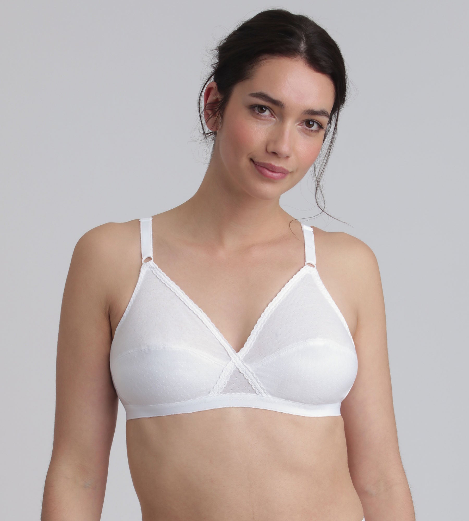 Playtex® Non-wired bra in white Essential Support Cotton