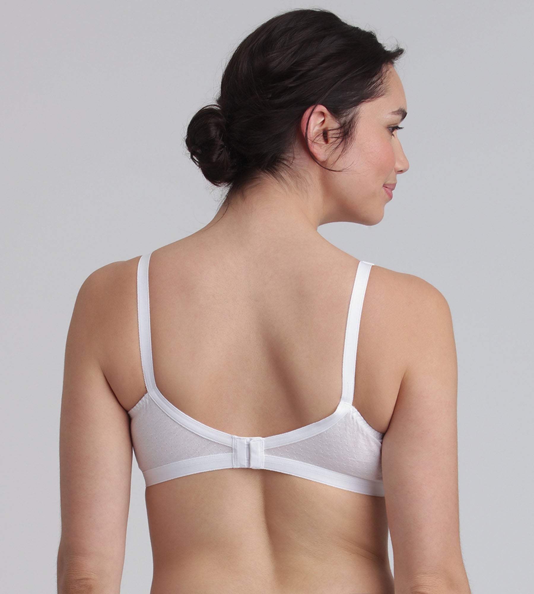 Playtex® Non-wired bra in white Essential Support Cotton