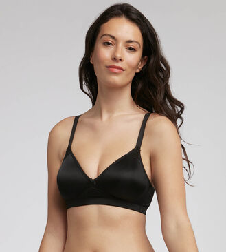 Soft Cup Bra in Black - Essential Support
, , PLAYTEX