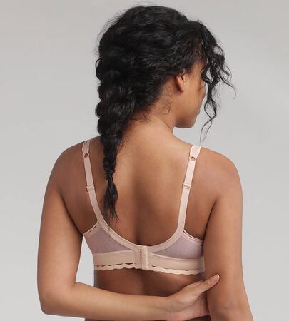 Non wired bra in beige - Recycled Classic Lace Support