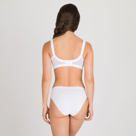Non-wired Bra in White - Cross Your Heart 165
