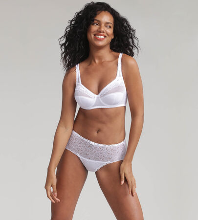 Underwired bra in white - Recycled Classic Lace Support