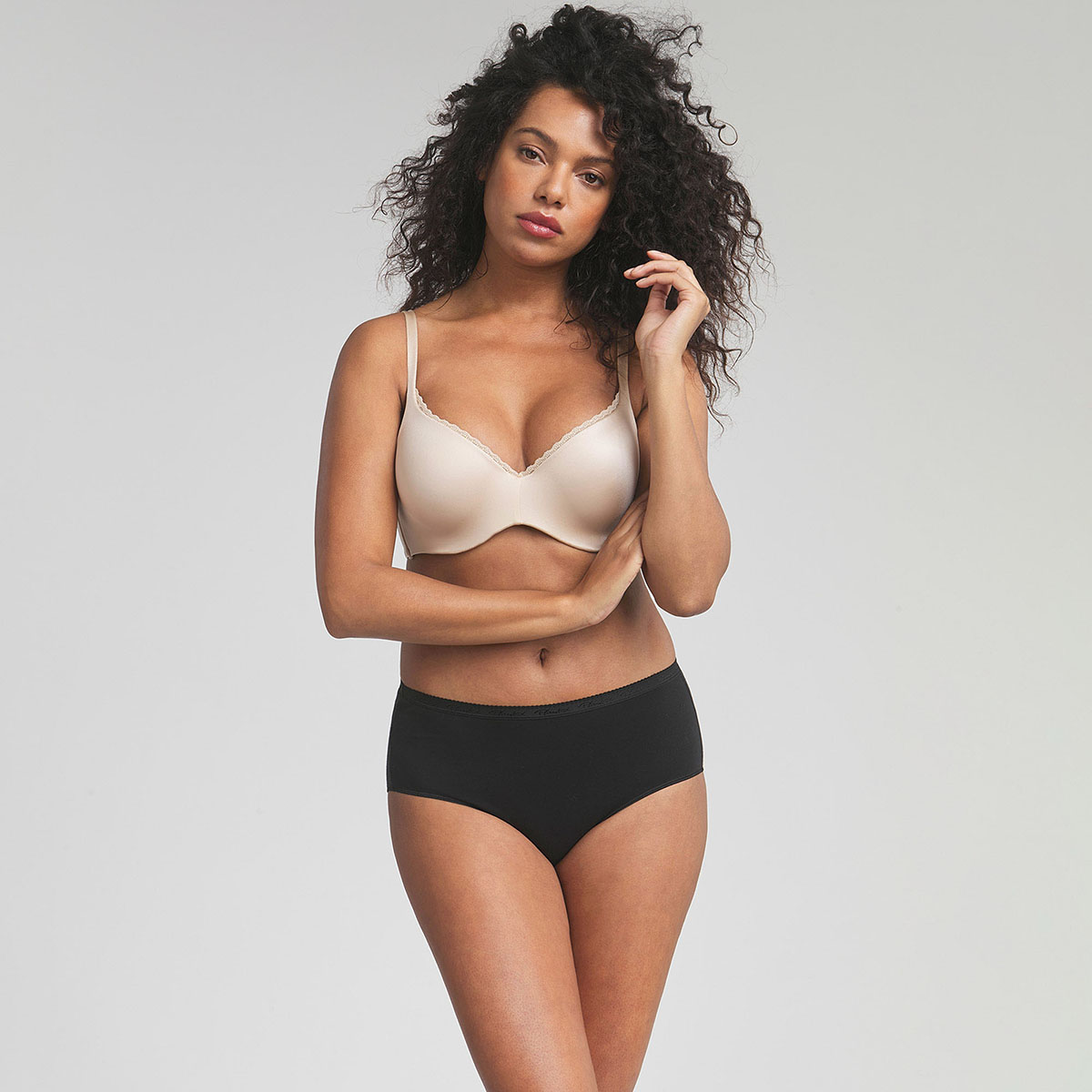 Full cup bra with removable underwires in light brown 24h Absolute Soft
, , PLAYTEX