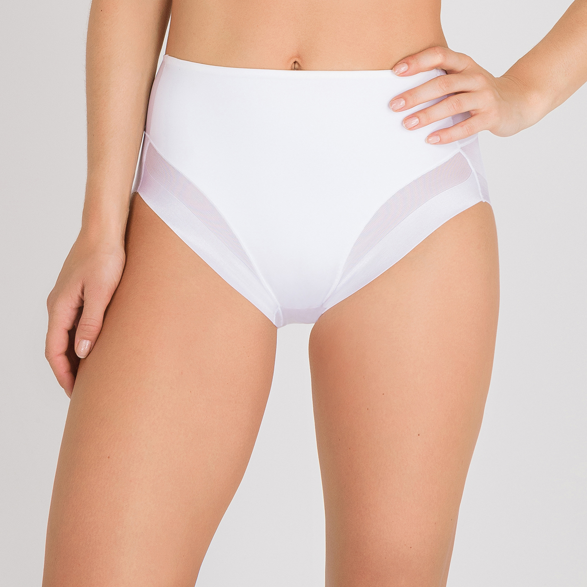 Invisible Shaping Maxi Brief in White – Perfect Silhouette, , PLAYTEX