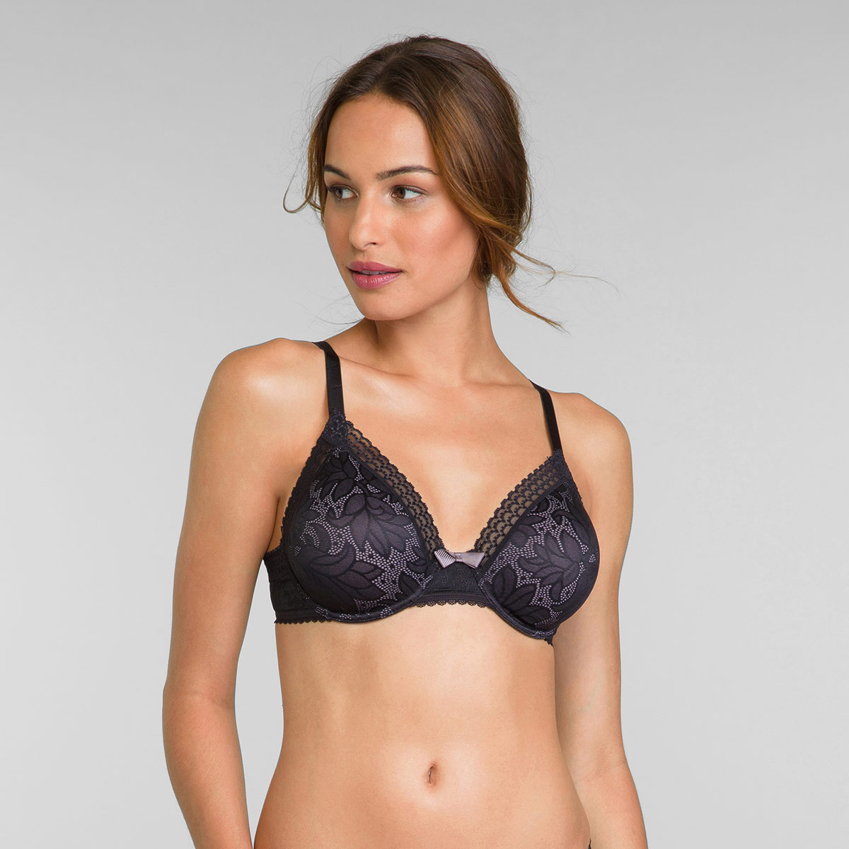 Foulard Full Cup Bra in Black Lace - Invisible Elegance, , PLAYTEX